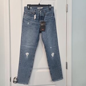 Levi's Women's Straight Leg Blue Distressed Wedgie Button Fly Jeans Size 26 Nwt